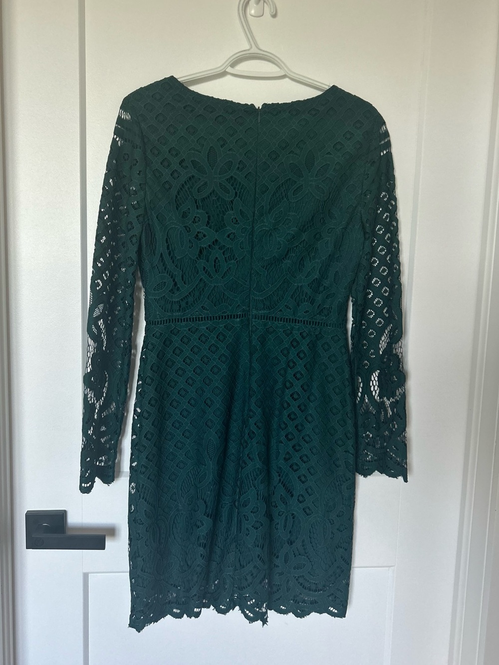 Emerald Green Lace Long-Sleeve Dress